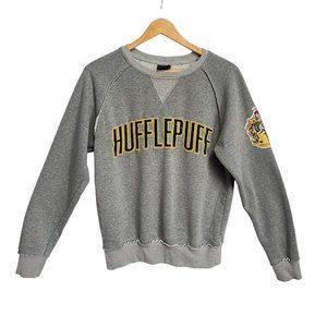 Harry‎ Potter Sweatshirt Small HufflePuff Universal Studio Wizarding World